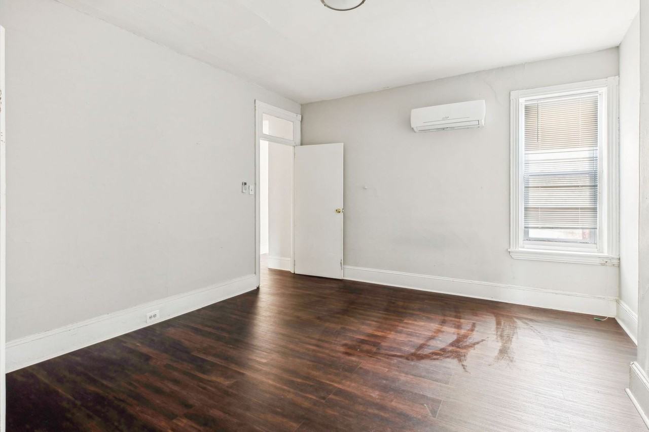 4141 Ridge Avenue - Photo 6 of 49