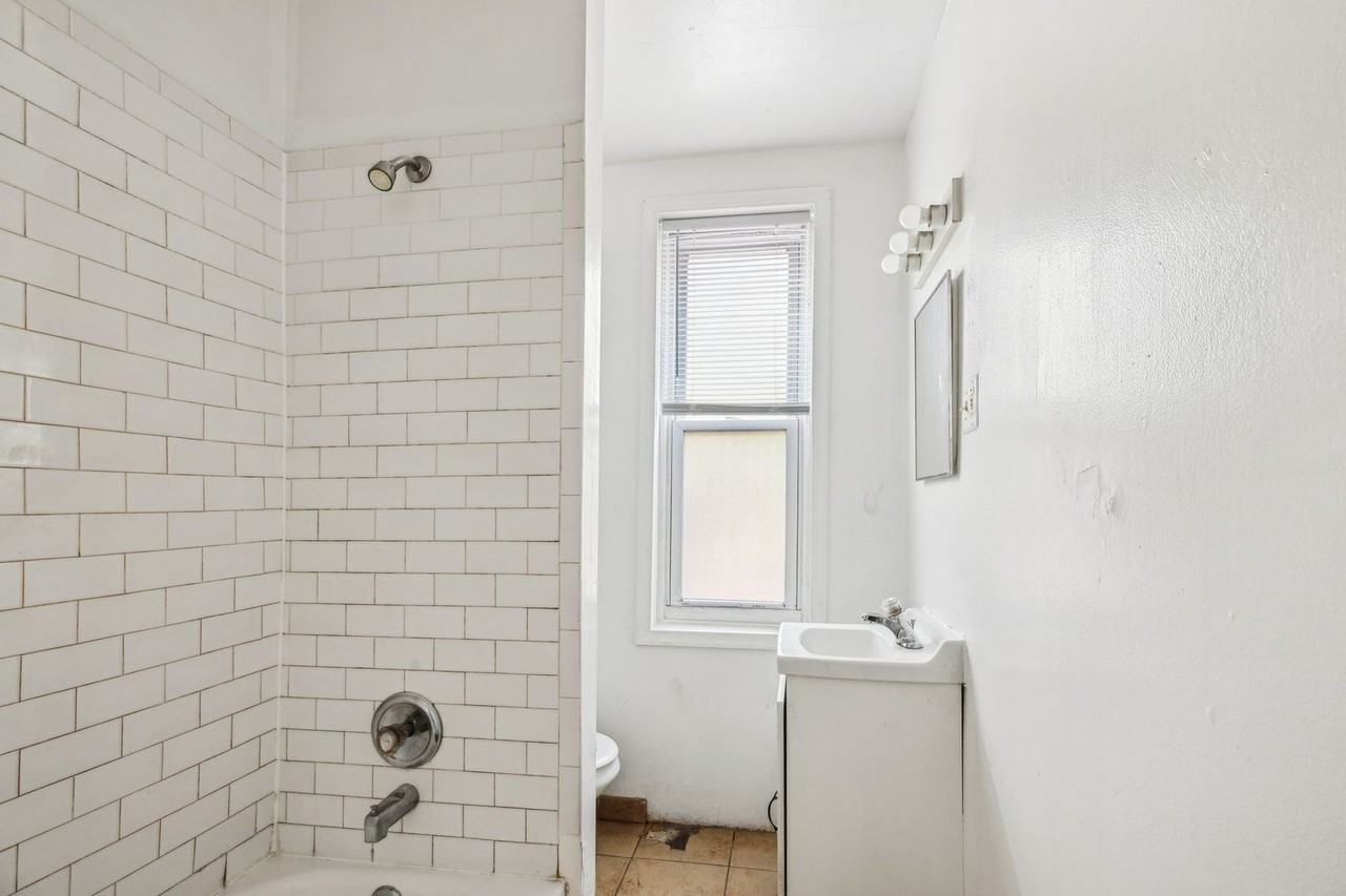 4141 Ridge Avenue - Photo 4 of 49