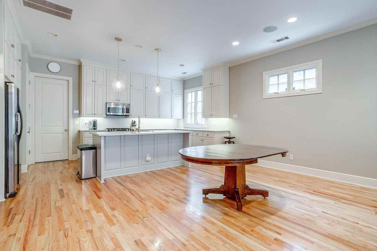 3727 W 4th St - Photo 7 of 20