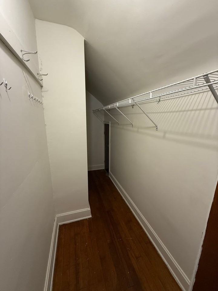 175 Marks Avenue - Photo 3 of 14