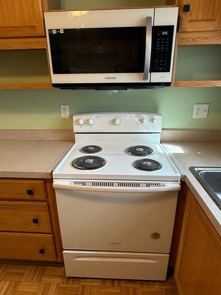 175 Marks Avenue - Photo 7 of 14