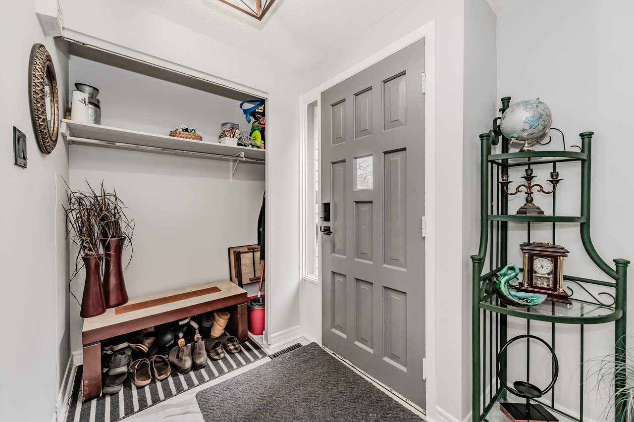 51 Crehan Crescent - Photo 2 of 35