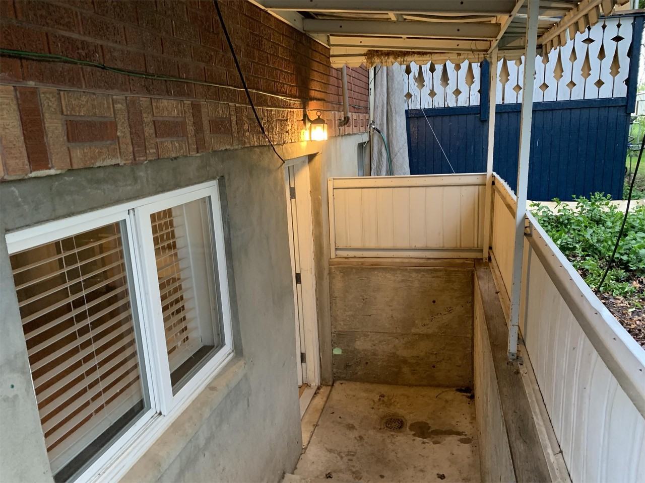 109 N Harrison Blvd #B - Photo 2 of 13