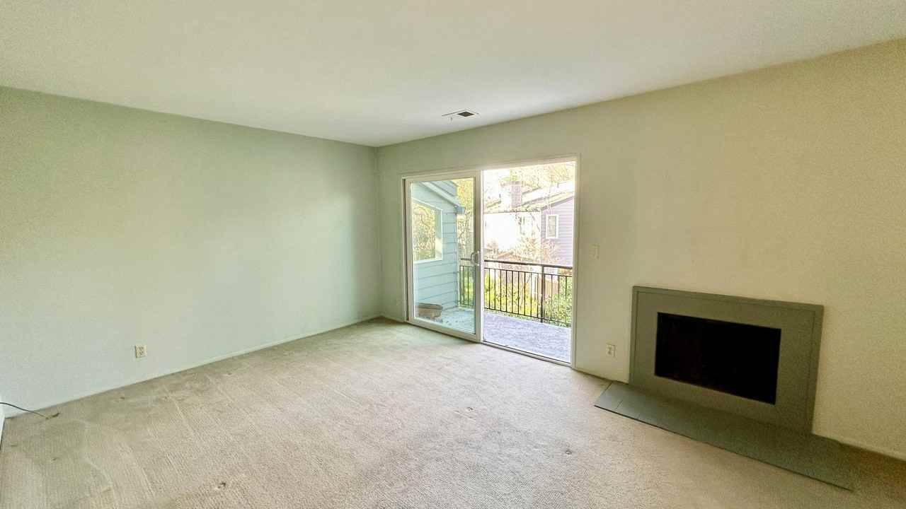 40 Emery Bay Dr - Photo 7 of 13