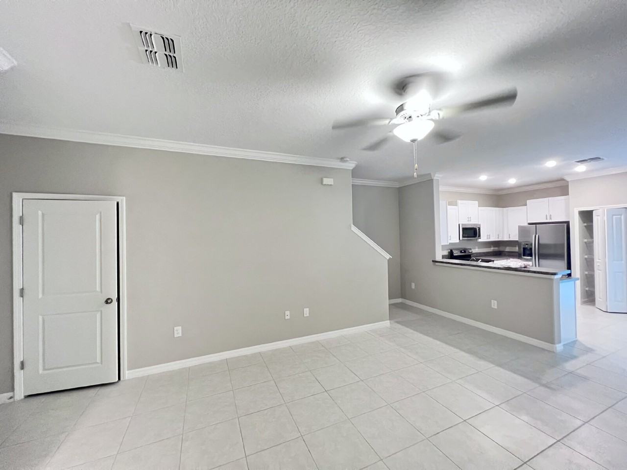23273 Willow Glen Way - Photo 3 of 19