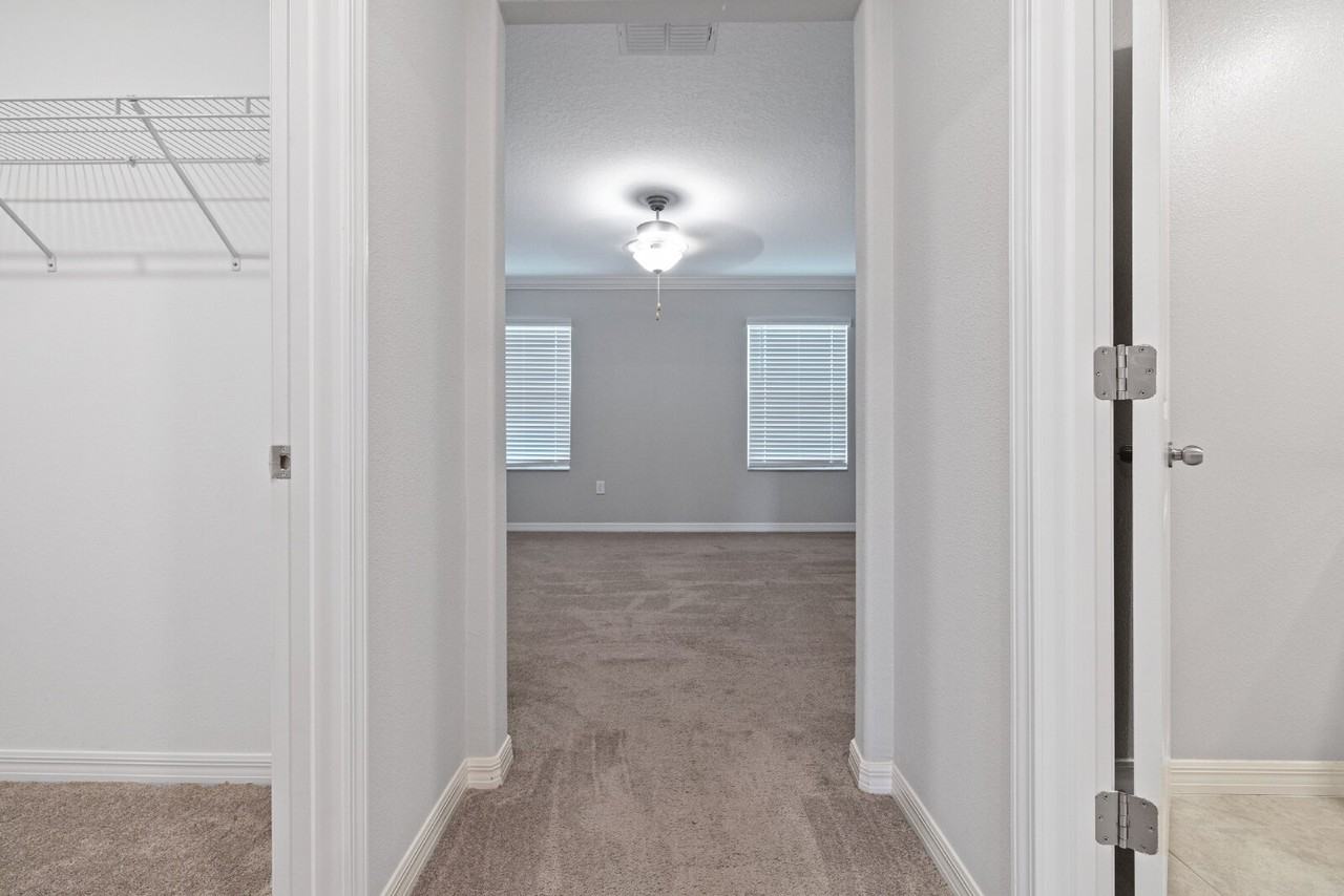 23273 Willow Glen Way - Photo 7 of 19