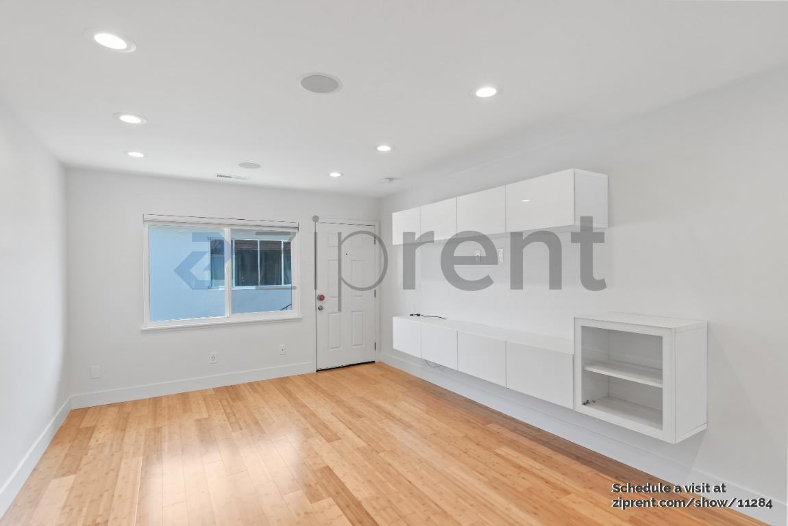 1011 E 17th St - Photo 2 of 16