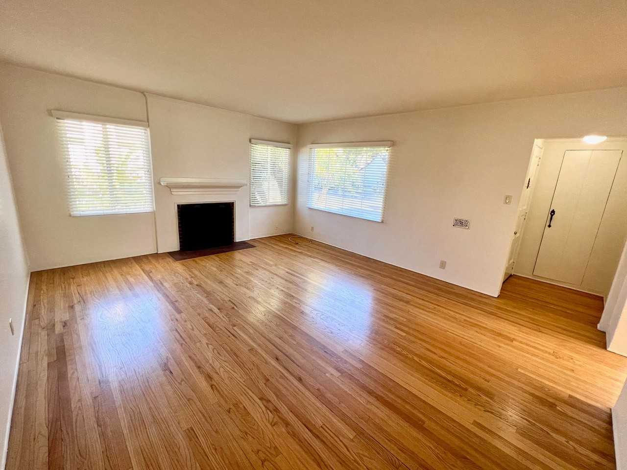 1111 N Milpas St - Photo 2 of 10