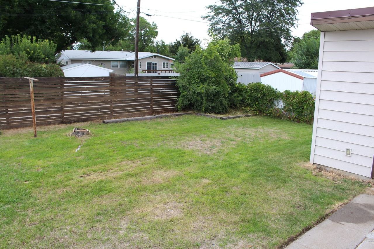 129 S Santa Fe Dr - Photo 2 of 50