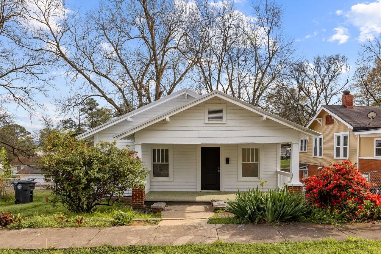 4029 39th Ave N - Photo 3 of 16