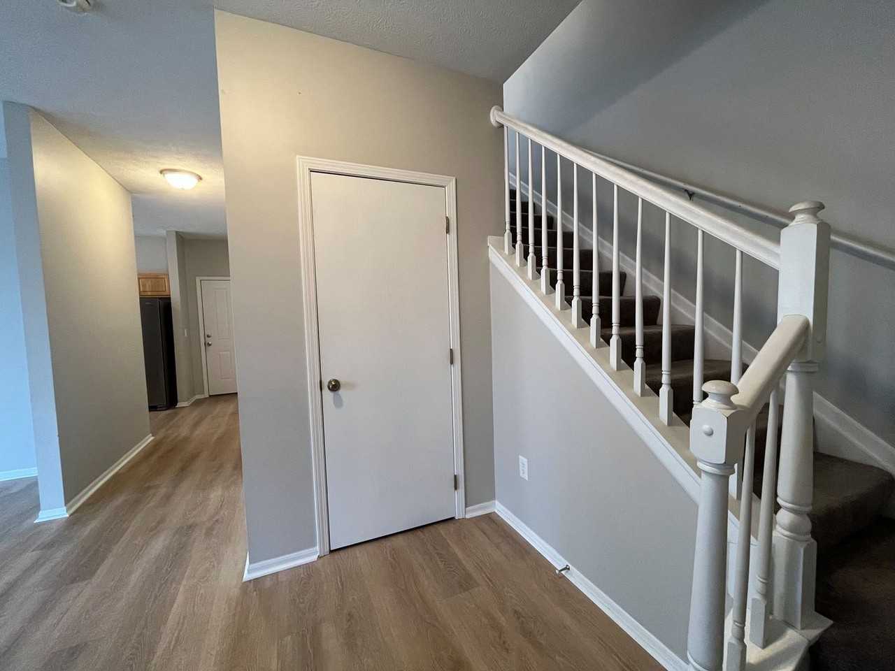 713 Swanson St - Photo 2 of 9