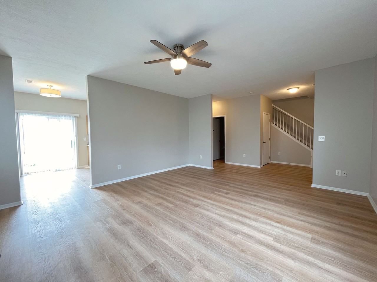 713 Swanson St - Photo 4 of 9