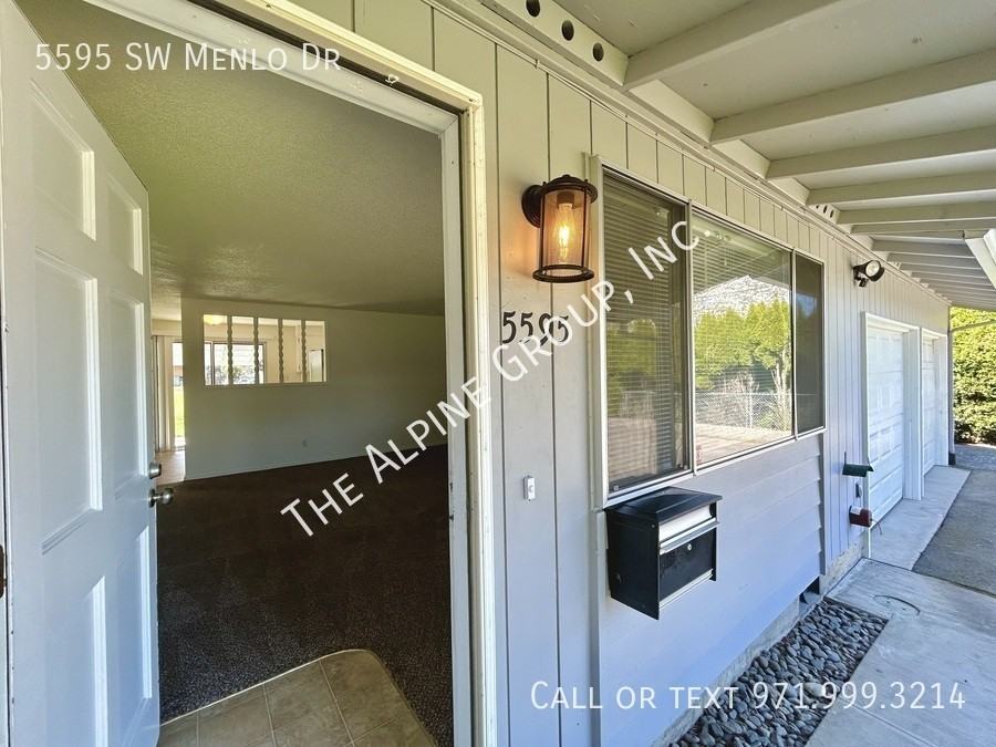 5595 Sw Menlo Dr - Photo 3 of 48