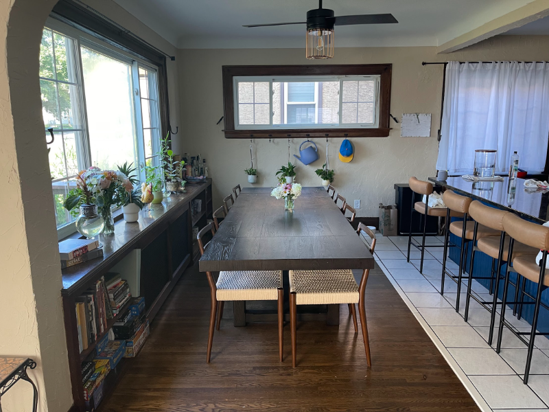 1139 Maryland Ave E - Photo 5 of 20