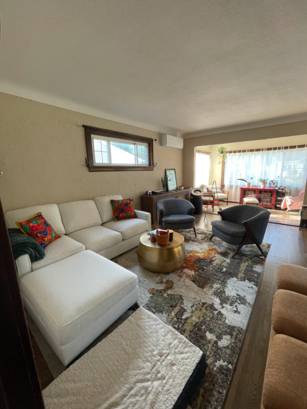 1139 Maryland Ave E - Photo 6 of 20