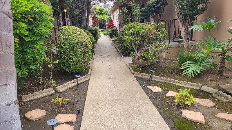 2224 S Carmelina Ave #2224 - Photo 5 of 39