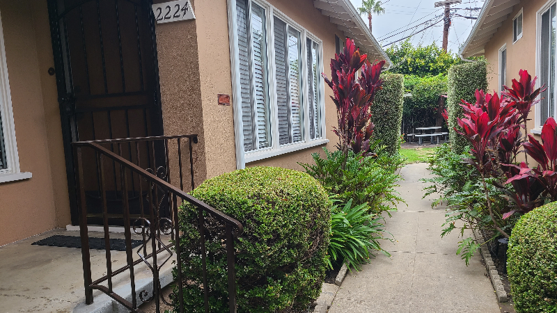 2224 S Carmelina Ave #2224 - Photo 6 of 39