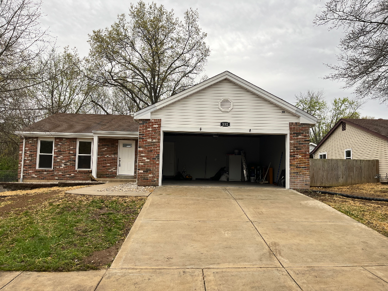 592 May Valley Dr - Photo 2 of 18