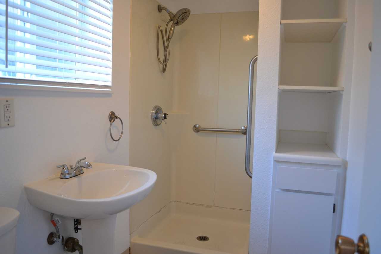 Anchor Ave - Photo 7 of 19
