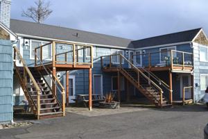 featured image of 3210 Sw Anchor Ave