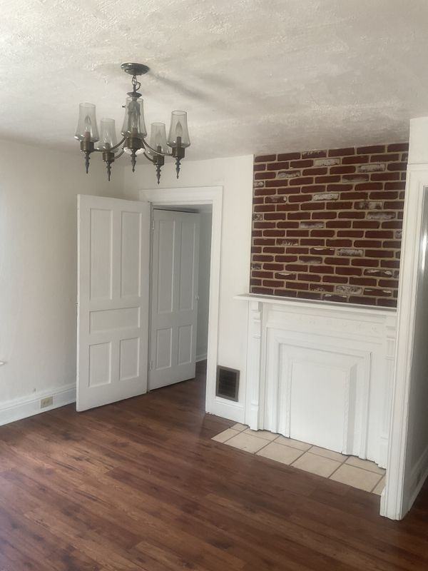 323 Prestley Rd - Photo 3 of 8