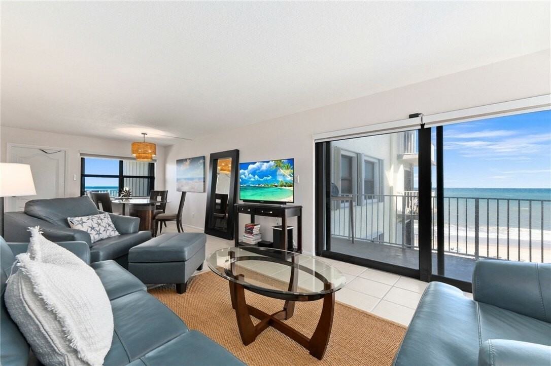 4450 HIGHWAY A1A 404 - Photo 2 of 29