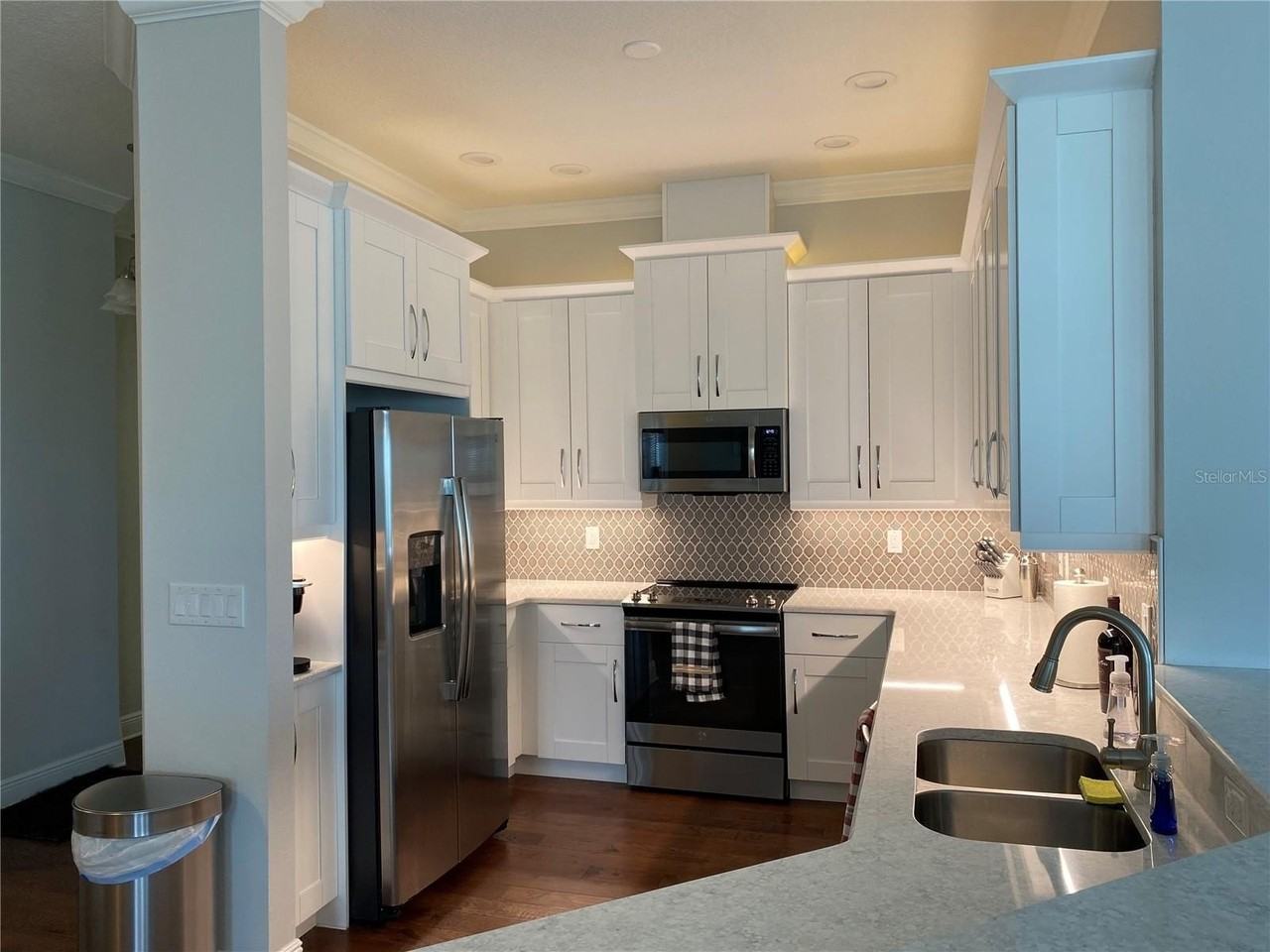 3450 77th St W #303 - Photo 6 of 37