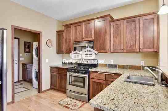 1077 Provence Ln - Photo 2 of 20