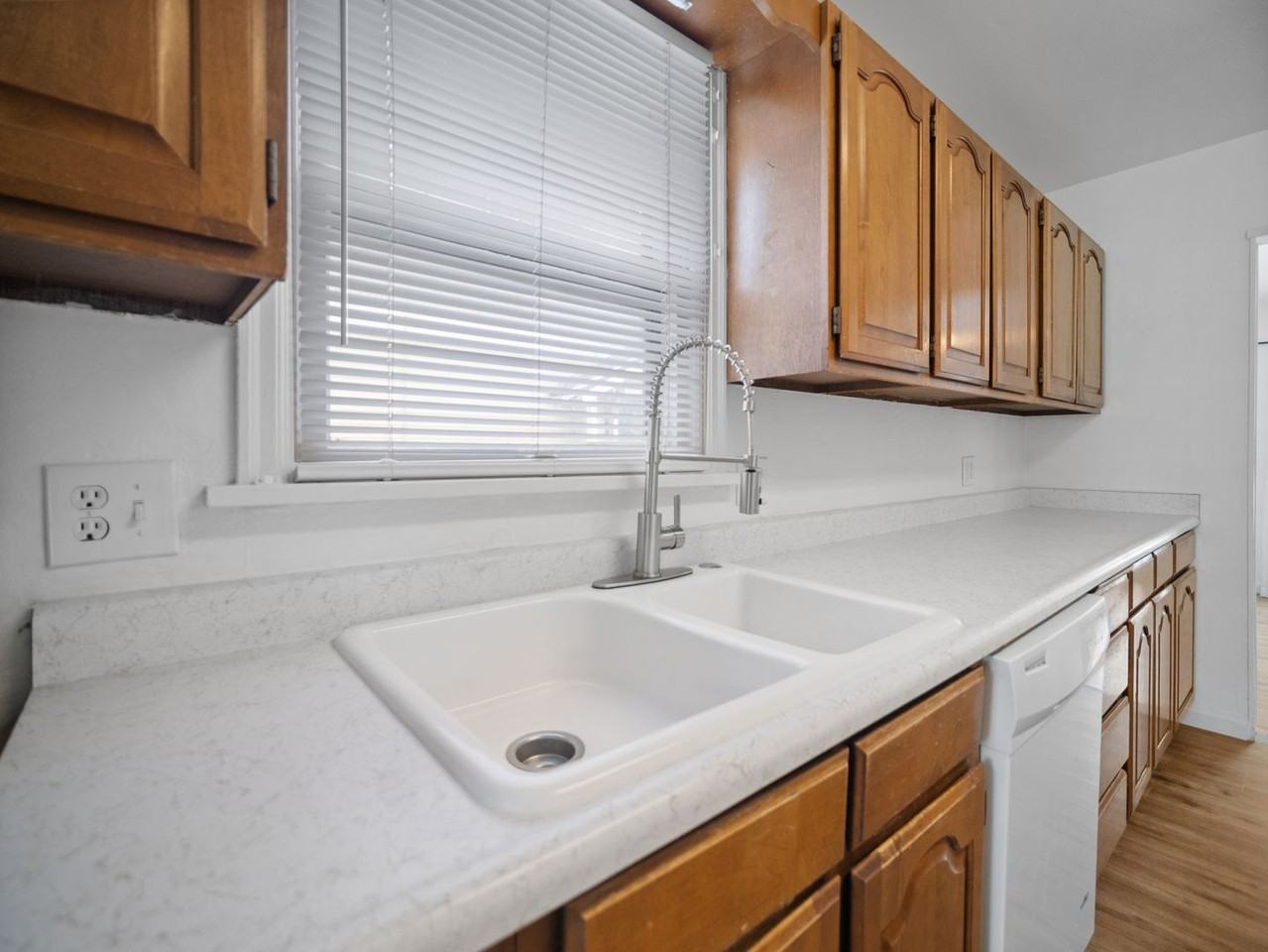 212 W Buckeye Ave - Photo 3 of 50