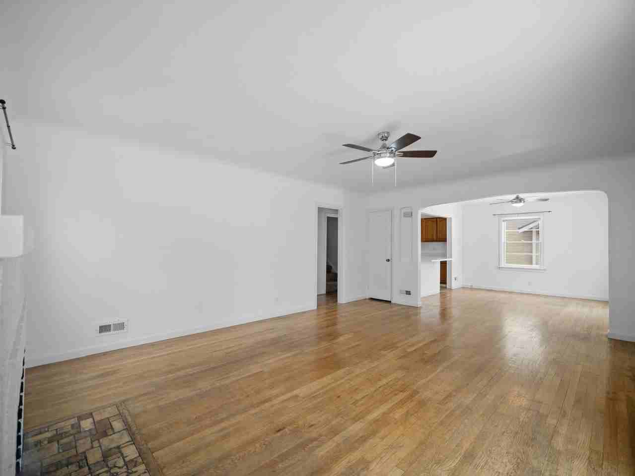 212 W Buckeye Ave - Photo 6 of 50