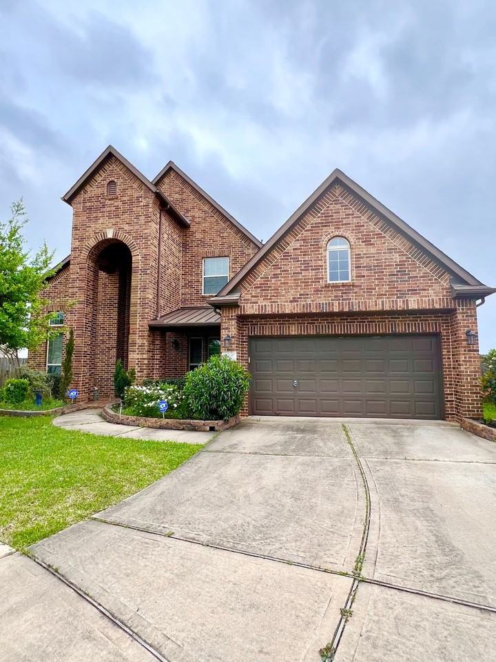 18607 Pelham Grove Ln - Photo 2 of 49