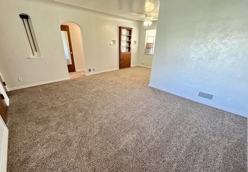 1385 Otis St - Photo 7 of 31