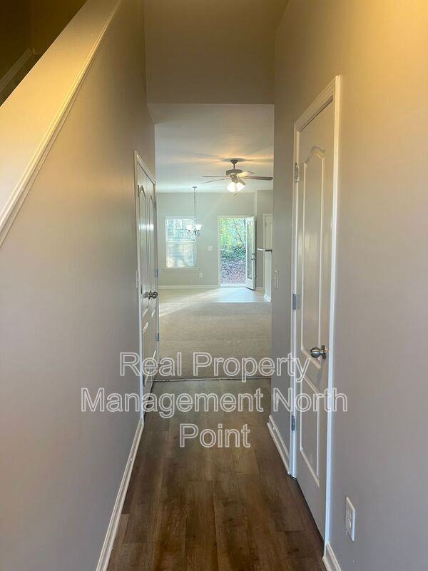 884 Lobdale Falls Dr - Photo 2 of 29