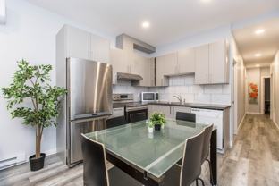 3448 Avenue Coloniale - Photo 1 of 1