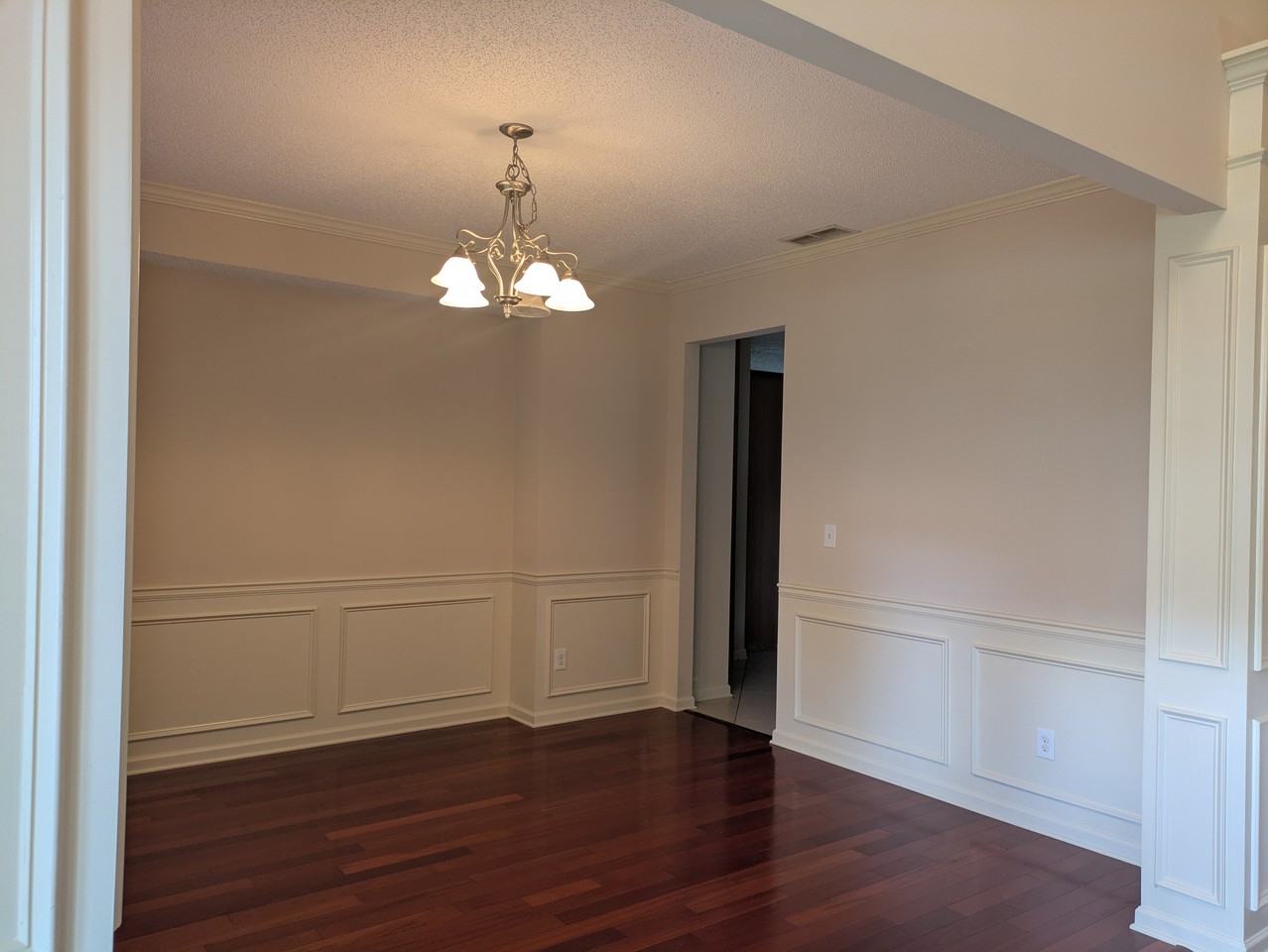 108 Blue Spruce Dr - Photo 4 of 42