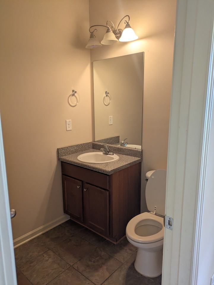 108 Blue Spruce Dr - Photo 5 of 42