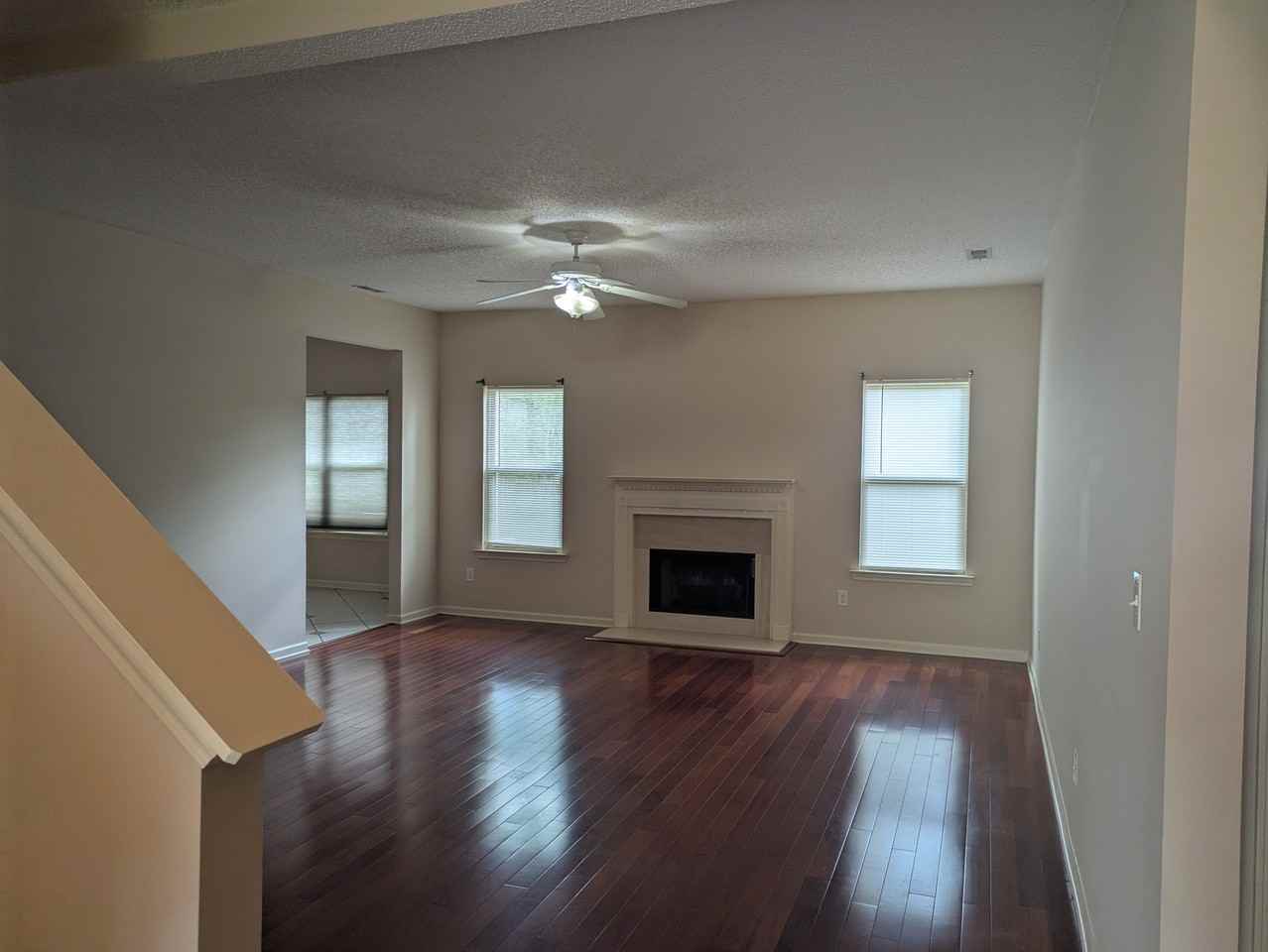 108 Blue Spruce Dr - Photo 6 of 42