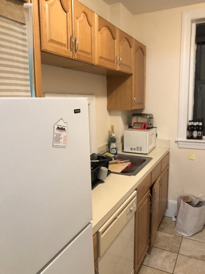 Hemenway St #11 - Photo 6 of 13