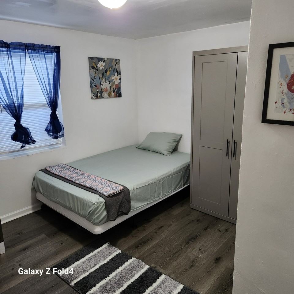 (GA) Martin Luther King Junior Drive Northwest - Photo 4 of 5