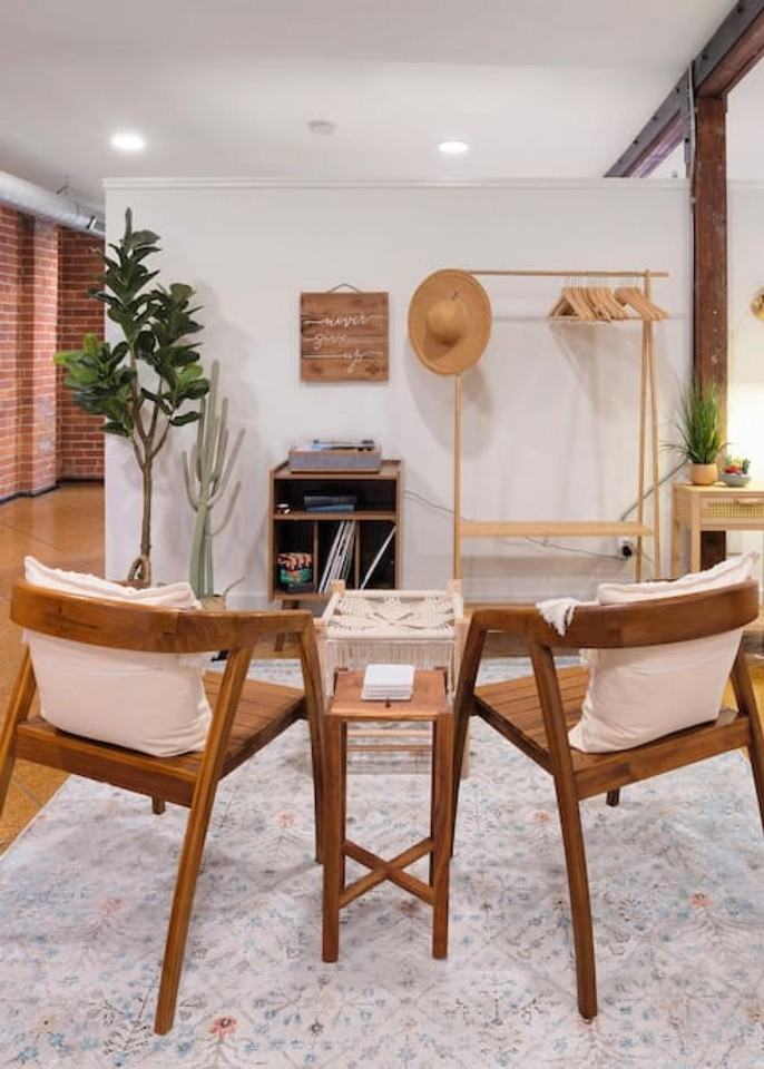 120 E 13th St #1056091P - Photo 5 of 50