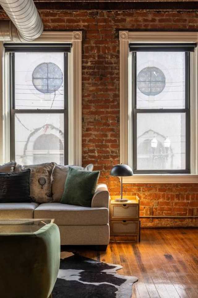 120 E 13th St #1056091P - Photo 7 of 50