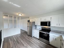 featured image of 11125 River Hills Dr