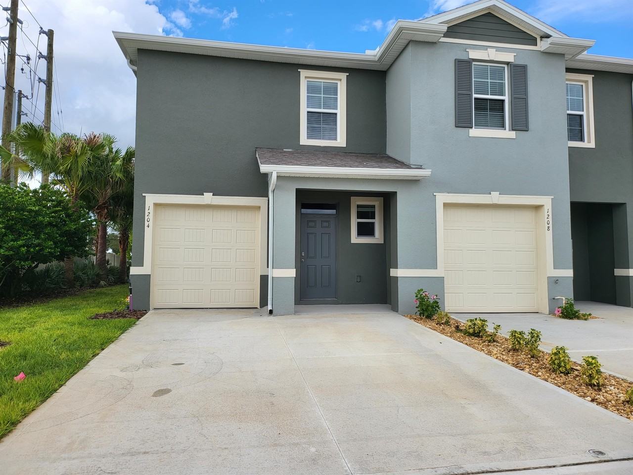 1204 Draintree St #1 - Photo 2 of 26