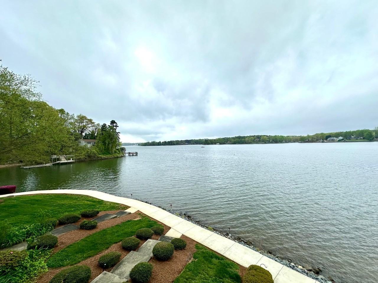 14051 Queens Harbor Rd #1 - Photo 4 of 50