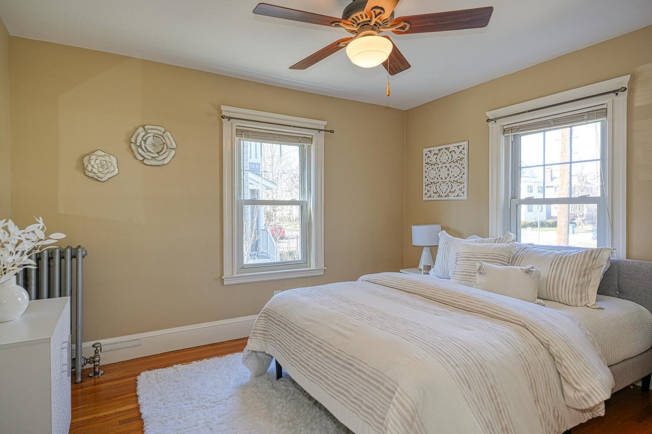 41 Harvard Rd #1 - Photo 4 of 15