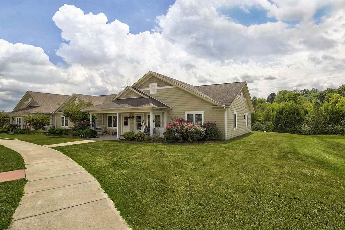 Sterling Greene - Photo 2 of 31