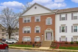 featured image of 1117 Huntmaster Terrace Northeast #101