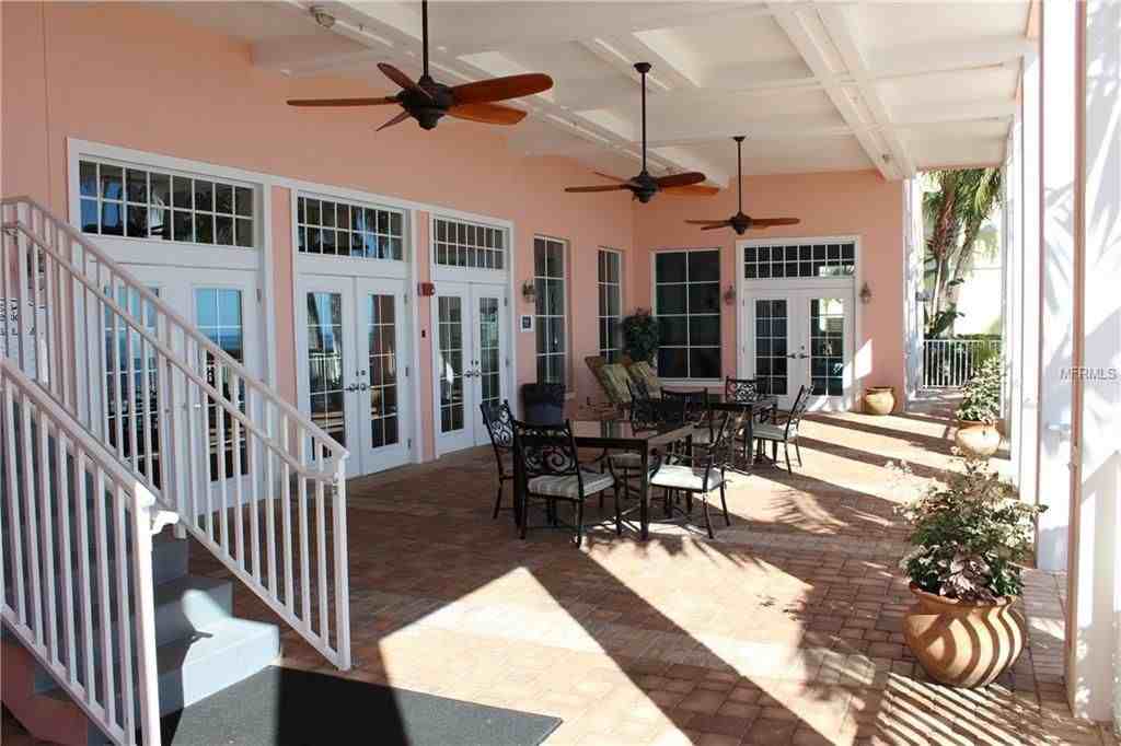 5132 Beach Dr Se ##D - Photo 6 of 29