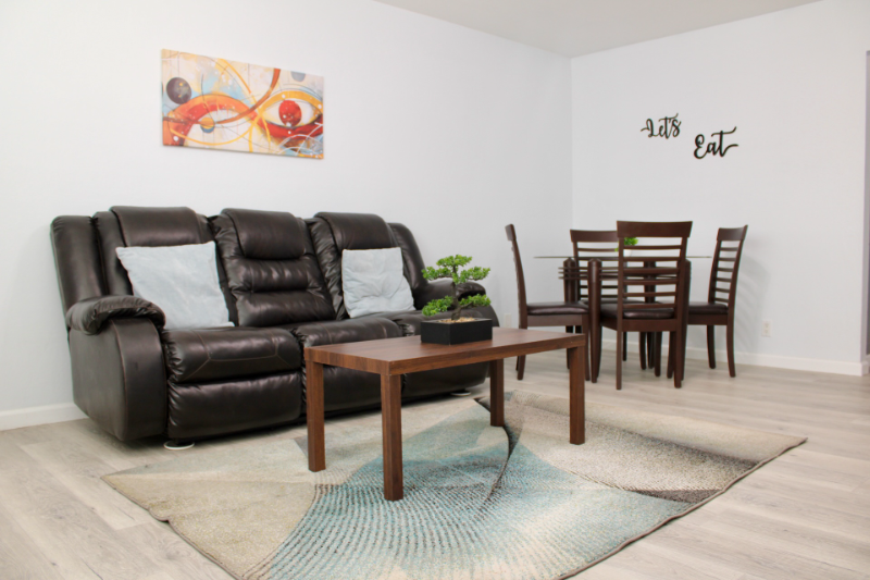 22424 N 5th St - Photo 3 of 19