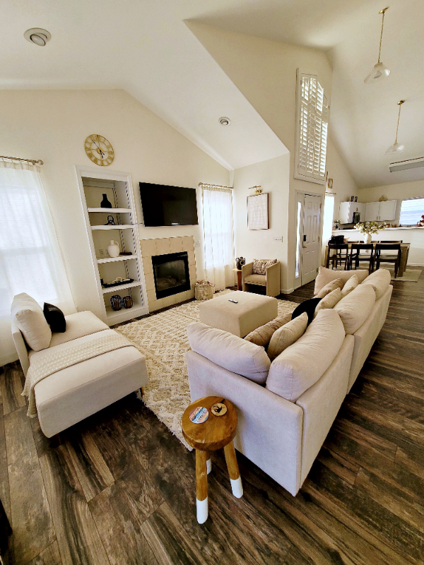 15555 E 40th Ave #108 - Photo 5 of 20